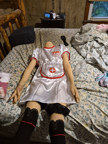 22405